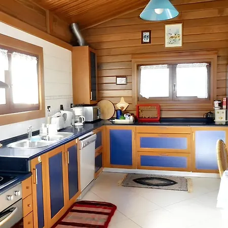 Holiday home Charming House Near Porto De Mos With Large Garden Pedreiras (Leiria)
