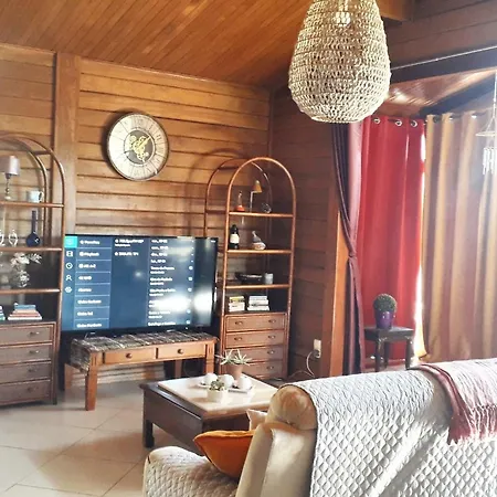 Charming House Near Porto De Mos With Large Garden